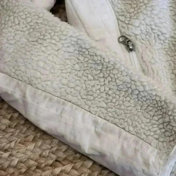 PATAGONIA 23071 Retro-X Deep Pile Fleece Zip‎ Front Jacket Size Small Oatmeal B2 - Picture 2 of 6